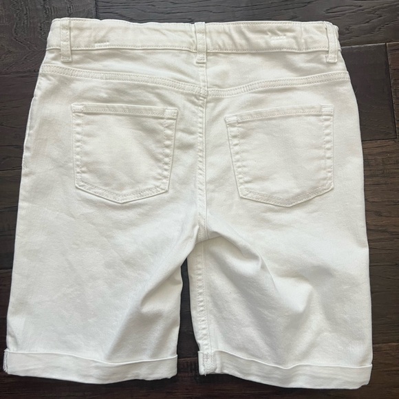 Cat and Jack White Bermuda Shorts - Picture 2 of 4